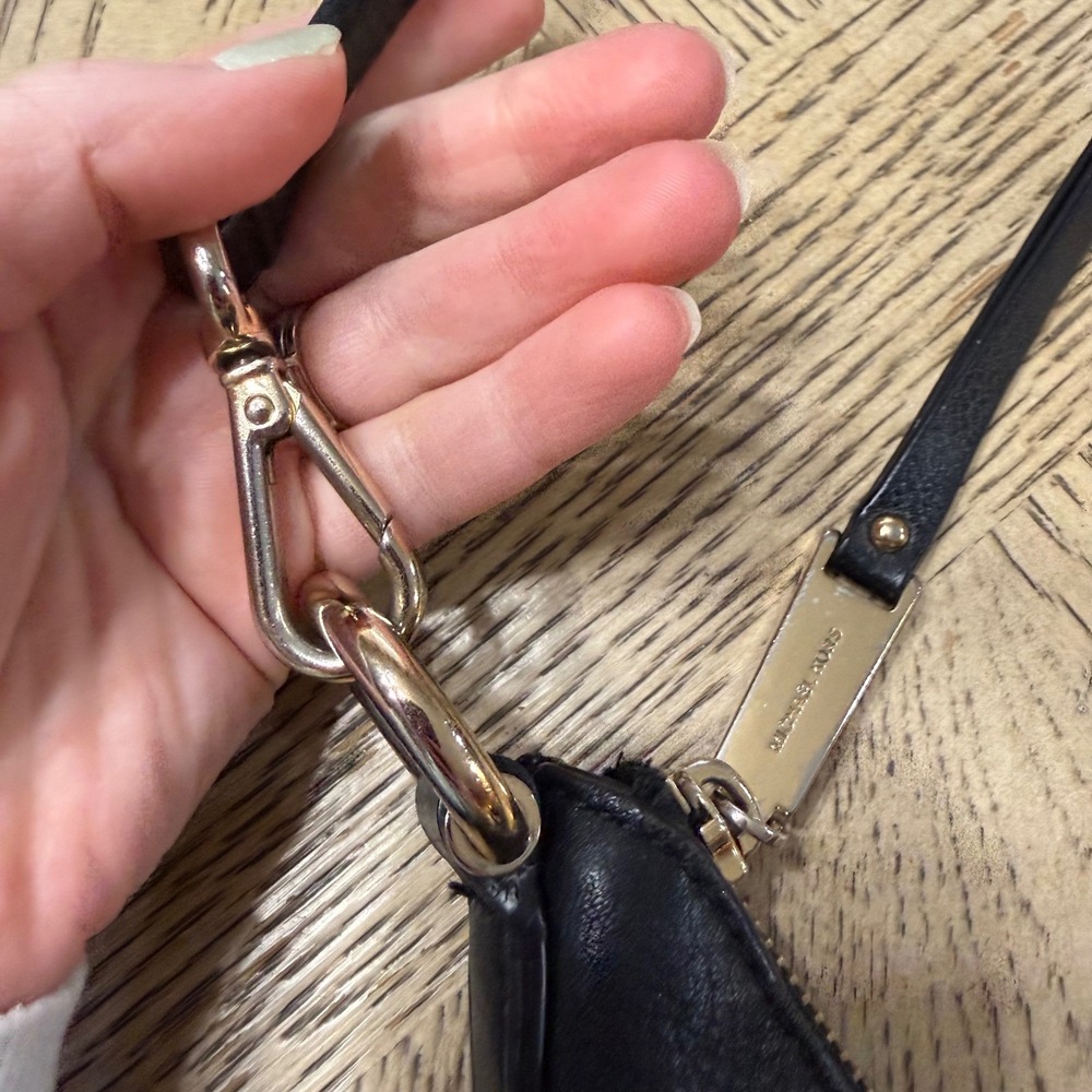 Michael‎ Kors Black Leather Hobo Shoulder Bag Gold Tone Hardware - Picture 12 of 16